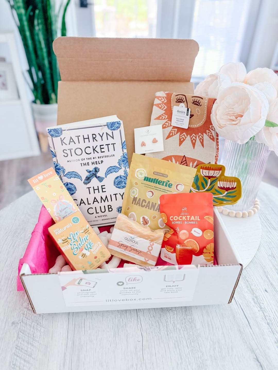 The Indulge Book Box