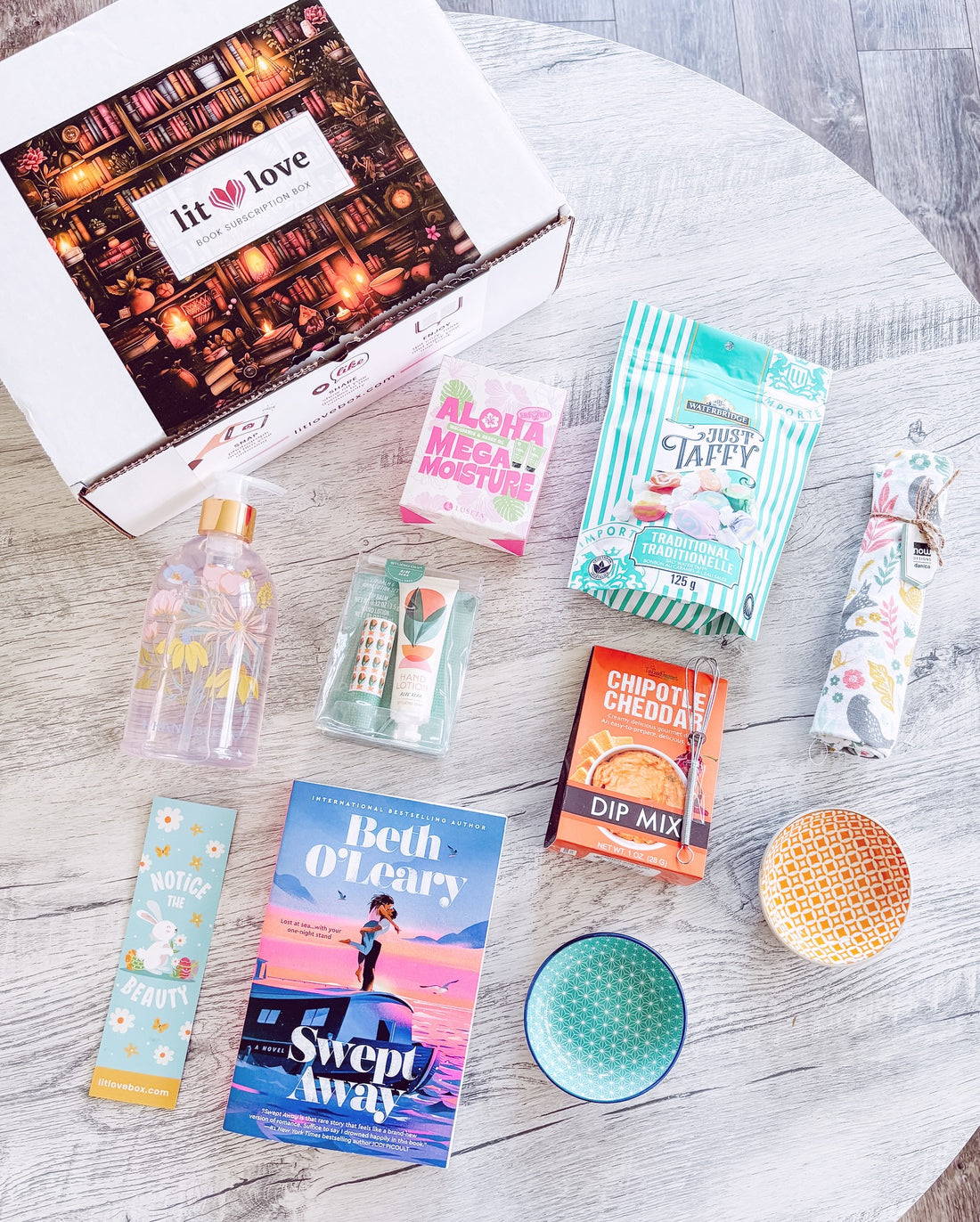 Book Subscription Box Canada – Lit Love Ltd.